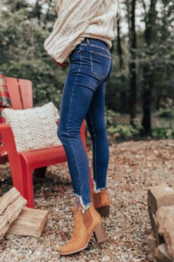 The Leigha Midrise Ankle Skinny -Hanger Fashion 1904092524000 2020093014152700 fa6b6decthe leigha midrise ankle skinny