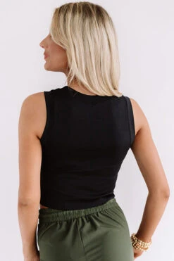 Starting Fresh Seamless Crop Top In Black -Hanger Fashion 2006122515000 2020072008175700 0ef67792starting fresh crop top
