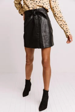 The Yule Faux Leather Skirt -Hanger Fashion 2008036902000 2020101211512400 bd3640f8the yule faux leather skirt