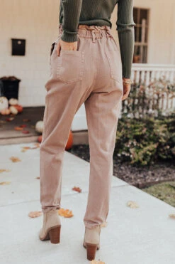 The Levy High Waist Pants In Light Rustic Rose 13 The Levy High Waist Pants In Light Rustic Rose -Hanger Fashion 2009215434000 2020101916194700 7655382bthe levy high waist pants in light rustic rose