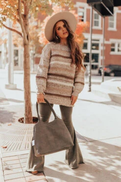 Central Park Cuddles Knit Sweater -Hanger Fashion 2010163058000 2020110217214900 6a9c18d4newproduct