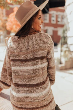 Central Park Cuddles Knit Sweater -Hanger Fashion 2010163058000 2020110217215000 8ba1d51fnewproduct