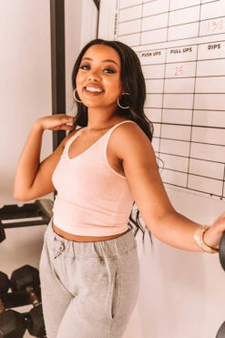 Star Of The Barre Ribbed Crop Top In Peach 11 Star Of The Barre Ribbed Crop Top In Peach -Hanger Fashion 2012035948000 2020121517284200 4c4ddeb8star of the barre ribbed crop top in peach