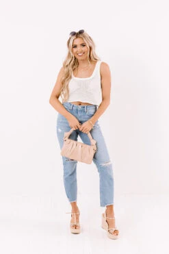 Beach Daydream Knit Crop Top In White -Hanger Fashion 2102044012000 2021030115040400 729f1c9bbeach daydream knit crop top in white