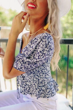 Flower Patch Crop Top In Navy -Hanger Fashion 2104071239000 2021051211013800 db2047a5flower patch crop top in navy