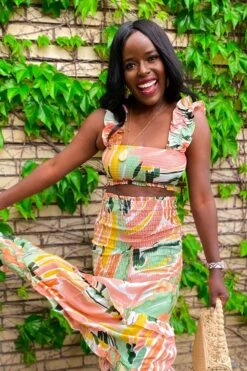 Bali Dreams Smocked Crop Top -Hanger Fashion 2105059691000 2022010719260800 3518f24fbali dreams smocked crop top