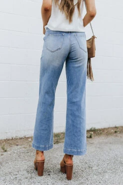 The Wentworth High Waist Jean In Light Wash -Hanger Fashion 2105134264000 2021072614402600 e9e264bcthe wentworth high waist jean in light wash