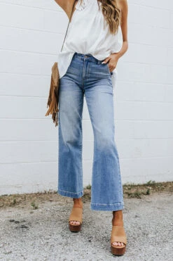 The Wentworth High Waist Jean In Light Wash -Hanger Fashion 2105134264000 2021072615024800 43c90af0the wentworth high waist jean in light wash