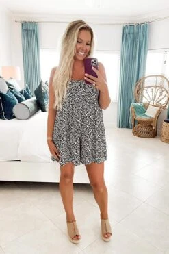 State Of Bliss Floral Romper In Black 17 State Of Bliss Floral Romper In Black -Hanger Fashion 2106039410000 2021071311304900 b64c75b6state of bliss floral romper in black