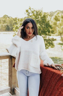 Hometown Roots Knit Sweater In Iced Latte 10 Hometown Roots Knit Sweater In Iced Latte -Hanger Fashion 2107086712000 2021081311504800 010a32ffhometown roots knit sweater in iced latte