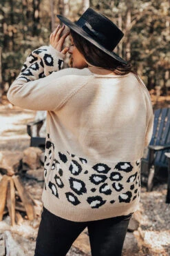 Brooklyn Blizzard Sweater In Light Beige Curves -Hanger Fashion 2109029791000 2021092111311100 aa331d79brooklyn blizzard sweater in light beige curves