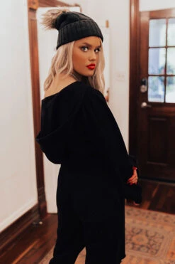 Wild About The Weekend Crop Hoodie In Black 7 Wild About The Weekend Crop Hoodie In Black -Hanger Fashion 2109208271000 2021110409580700 ba94a2a7wild about the weekend crop hoodie in black