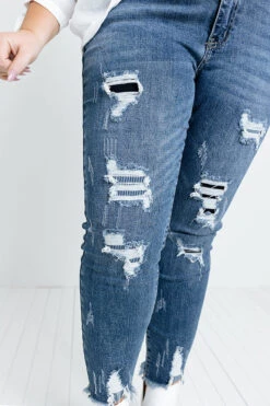 The Jenson High Waist Distressed Ankle Skinny Curves -Hanger Fashion 2109213287000 2021102811252200 f008eae3the jenson high waist distressed ankle skinny curves