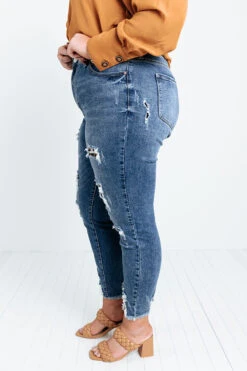 The Kanan High Waist Distressed Ankle Skinny Curves -Hanger Fashion 2109216442000 2021102018270600 12d965a7the kanan high waist distressed ankle skinny curves