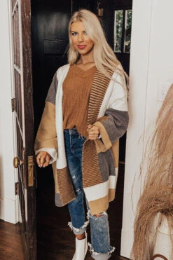 Remember To Smile Cardigan -Hanger Fashion 2110053468000 2021102109082200 da0e80abremember to smile cardigan