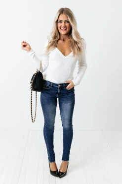 Hanger Fashion -Hanger Fashion 2111163457000 2021120615252000 3a9b3961the ottie midrise skinny