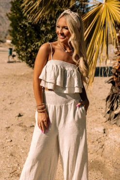 Seashells And Seychelles Crop Top -Hanger Fashion 2201072381000 2022012713265400 b870840dseashells and seychelles crop top