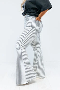 The Jamie High Waist Stripe Flare In White -Hanger Fashion 2202179980000 2022032913285500 3540a27fthe jamie high waist stripe flare in white