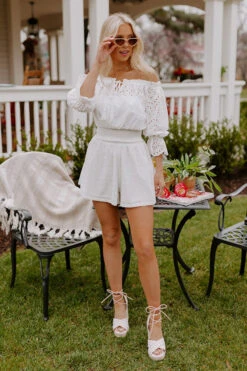 Love Out Loud Eyelet Top 22 Love Out Loud Eyelet Top -Hanger Fashion 2203185088000 2022033114335700 1d6c0dbalove out loud eyelet top