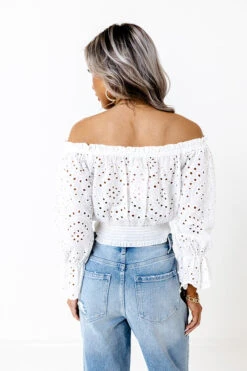 Love Out Loud Eyelet Top 21 Love Out Loud Eyelet Top -Hanger Fashion 2203185088000 2023030311204600 20a7dd3dlove out loud eyelet top