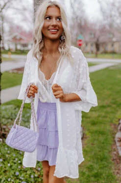 Hanger Fashion -Hanger Fashion 2203222461000 2022040513380400 e5f01356happier now overlay