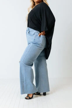 The Teela High Waist Wide Leg Jean Curves -Hanger Fashion 2204194825000 2022042813331800 19daa2fcthe teela high waist wide leg jean curves
