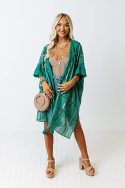 Island Vacay Overlay -Hanger Fashion 2205134798000 2022052412235900 1331341fisland vacay overlay