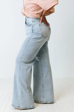 The Glade High Waist Flare Curves -Hanger Fashion 2205272037000 2022060713060600 769d1b7fthe glade high waist flare curves