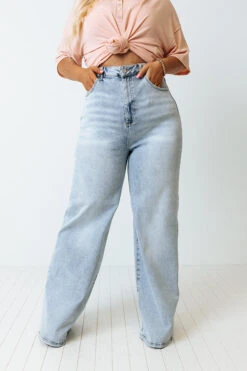 The Glade High Waist Flare Curves -Hanger Fashion 2205272037000 2022060713060600 ce89feb8the glade high waist flare curves