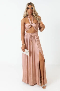 Hello, Hamptons Front Tie Crop Top -Hanger Fashion 2207052074000 2022071913541900 d39fb4bbhello hamptons front tie crop top