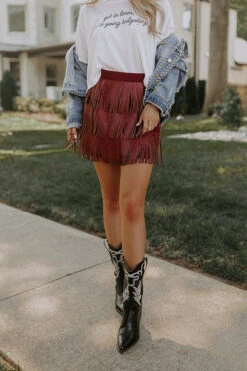 Country Road Faux Leather Skirt In Wine 13 Country Road Faux Leather Skirt In Wine -Hanger Fashion 2207263684000 2022080414000100 35274a46country road faux leather skirt in wine