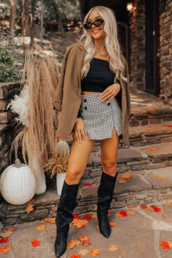 Chill On The Horizon Houndstooth Skort In Black -Hanger Fashion 2208186121000 2022090908085600 2588c1a9chill on the horizon houndstooth skort