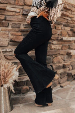 The Steele High Waist Flare In Black -Hanger Fashion 2208242115000 2022091214273900 c0cf5f7athe steele high waist flare in black