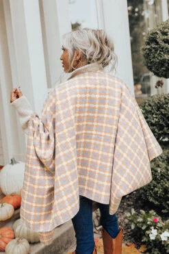 Coffee Perks Poncho -Hanger Fashion 2209082067000 2022092107372200 1241d8a2coffee perks poncho