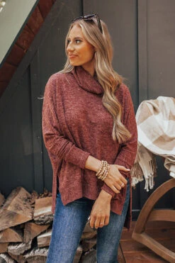 Senorita Snuggles Shift Sweater In Wine 9 Senorita Snuggles Shift Sweater In Wine -Hanger Fashion 2209164746000 2022100708203800 afbd280csenorita snuggles shift sweater in wine