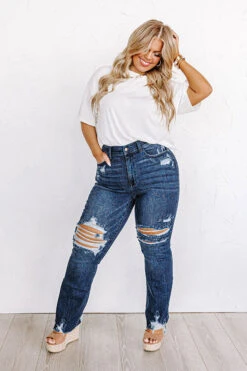 The Diana Midrise Distressed Jean Curves