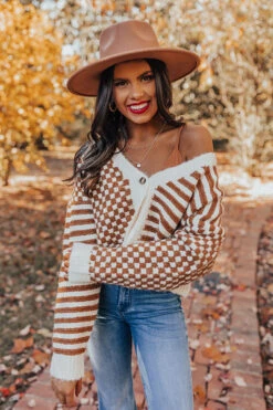 Heart Filled With Love Cardigan -Hanger Fashion 2211017533000 2022110409200700 702d6d15heart filled with love cardigan