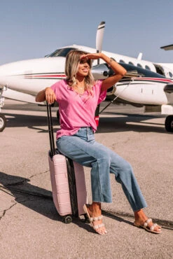 The Mckenna High Waist Straight Leg Jean -Hanger Fashion 2302099438000 2023022111230000 bc5969c1the mckenna high waist straight leg jean