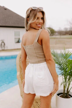 Long Lost Love Sculpt Top In Khaki -Hanger Fashion 2302237486000 2023030614392700 4689105blong lost love sculpt top in khaki