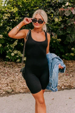 Hanger Fashion -Hanger Fashion 2304041275000 2023061613550300 0f0011fcgive it your all romper