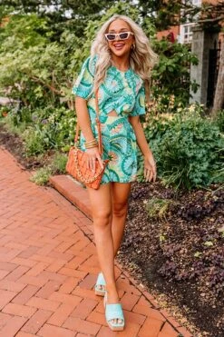 Coastal Comforts Romper In Kelly Green -Hanger Fashion 2304112027001 2023042111100500 acea4b76coastal comforts romper in kelly green