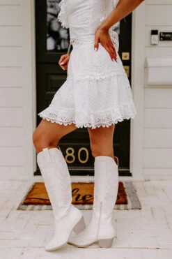 Grand Vision Eyelet Skirt