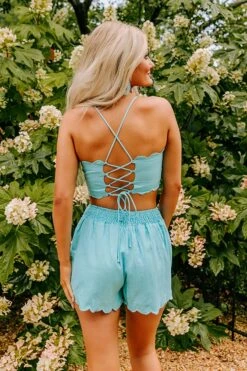 Loft Party Crop Top -Hanger Fashion 2306082431000 2023061609550400 e1e84f68loft party crop top